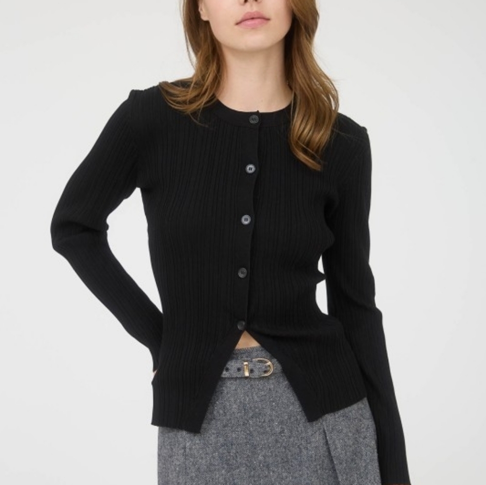 Long Black Sweater - Picture 5 of 5
